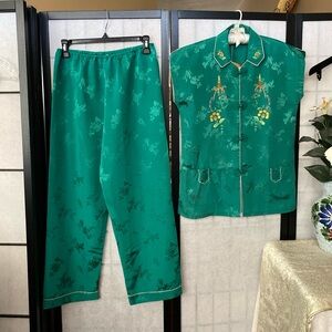 VTG Wath-I NWT Chinese Green Satin Embroid’d Pajama Set Women S Frog Closures
